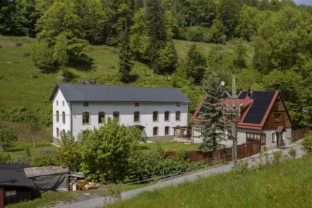 Okolí firmy SC-control v Černém Dole